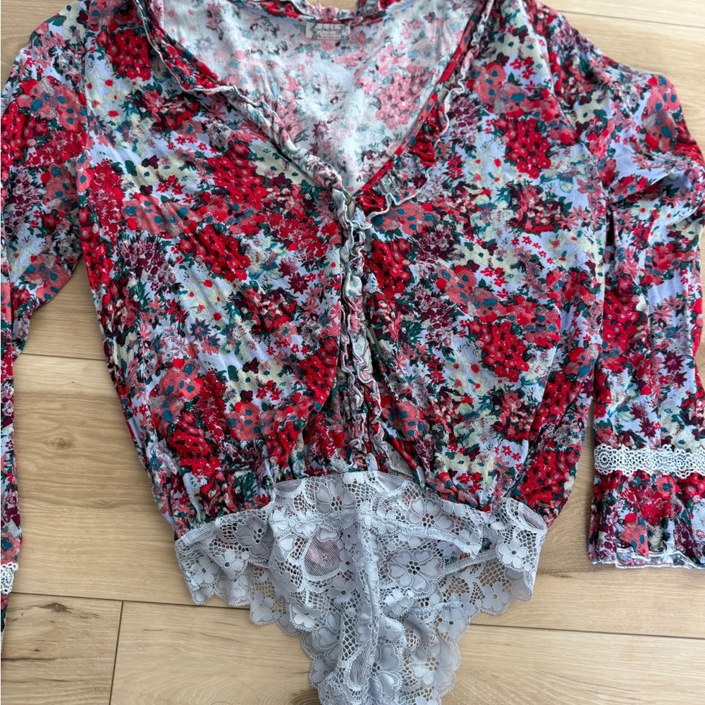 Free people floral lace long sleeve bodysuit